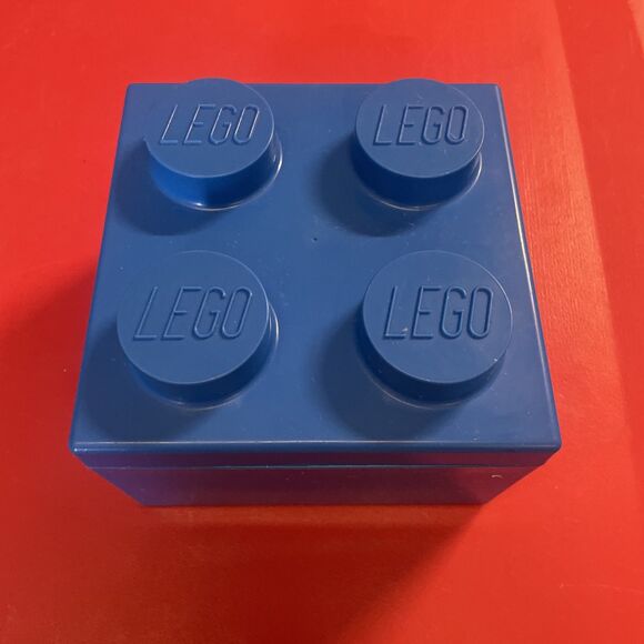 One Blue Lego Storage Brick/Block 5 x 5 Storage Cube 4 Stud Container Snack Box - Picture 1 of 4